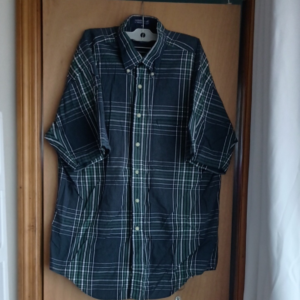 Arrow Men's Plaid Dress Shirt - Black and Green